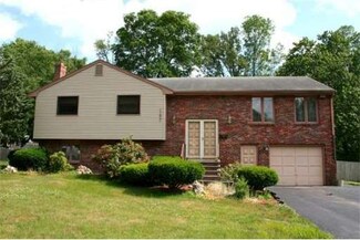 197 Candy Ln, Brockton, MA 02301