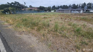 35602 I St, Ocean Park, WA 98640