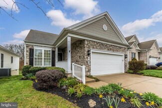 102 Clubside Dr, Taneytown, MD 21787