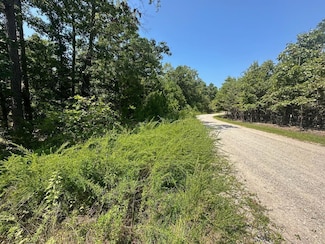 00000 Whispering Pines Ln, Licking, MO 65542