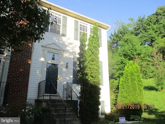 3922 Meadow Trail Ln, Hyattsville, MD 20784
