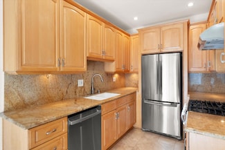 15153 Burbank Blvd Unit 1, Sherman Oaks, CA 91411