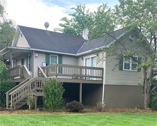 127 Liberty St, California, PA 15419