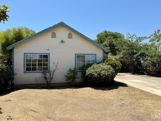 125 P St, Bakersfield, CA 93304