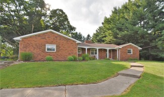 4716 Locksley Dr E, Rensselaer, IN 47978