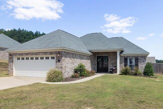 1062 Pebble Creek Dr, Oxford, MS 38655