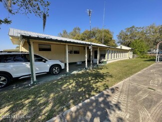 448 Cove Dr, Satsuma, FL 32189