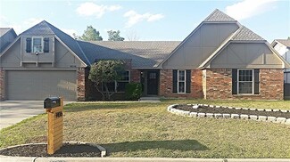 14016 Apache Dr, Edmond, OK 73013