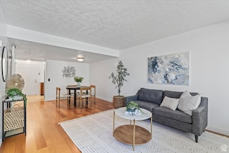 2111 E Georgetown Square, Salt Lake City, UT 84109