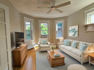 10 Chatham St Unit 5, Cambridge, MA 02139