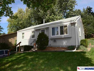 9124 Larimore Ave, Omaha, NE 68134
