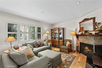 10817 Whipple St Unit 3, North Hollywood, CA 91602