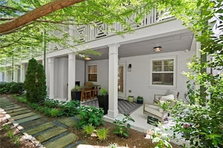 420 Banbury Crossing, Alpharetta, GA 30009
