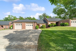 608 Camrose Cir NE, Concord, NC 28025