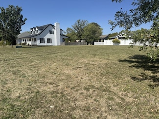 405 Neipswah Ave, Rantoul, IL 61866