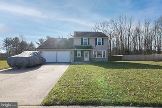 33 Staffordshire Rd, Cherry Hill, NJ 08003