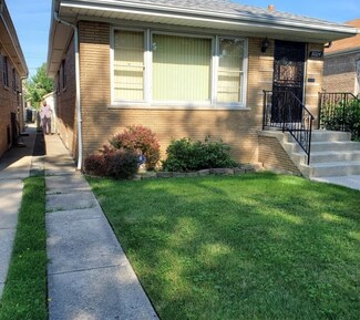 8024 S California Ave, Chicago, IL 60652