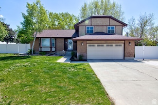 1125 W Chavez Dr, South Jordan, UT 84095
