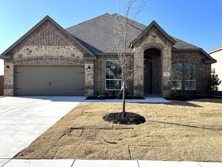 31 Harrier St, Joshua, TX 76058