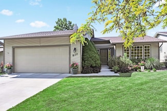 810 N Eagle Hills Way, Eagle, ID 83616