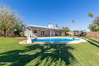 1800 W Rosewood Ct, Chandler, AZ 85224