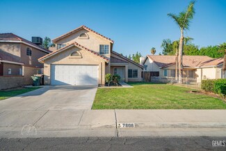7808 Walnut Grove Ct, Bakersfield, CA 93313