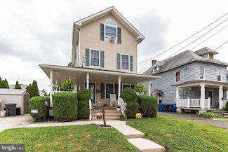 15 S Pine Ave, Maple Shade, NJ 08052