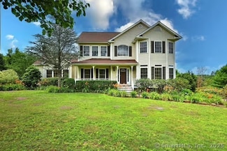 41 Mesa Dr, Bethany, CT 06524