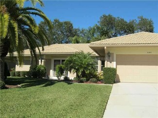 3160 E Village Dr, Venice, FL 34293