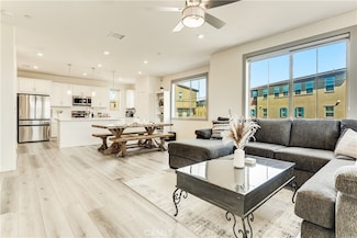 1648 Fig Tree Way, Oceanside, CA 92056