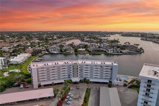 300 Park Shore Dr Unit 4F, Naples, FL 34103