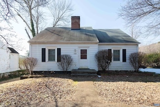 133 Piedmont Ave N, Charlottesville, VA 22903