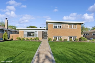 9351 Kostner Ave, Skokie, IL 60076