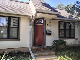 13849 Leinsper Green St, Dallas, TX 75240