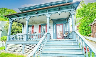 110 E Broadway, Port Jefferson, NY 11777