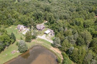 5738 Harmon Ln, Park Hills, MO 63601