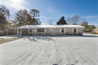 2131 Dwayne Dr, Biloxi, MS 39531
