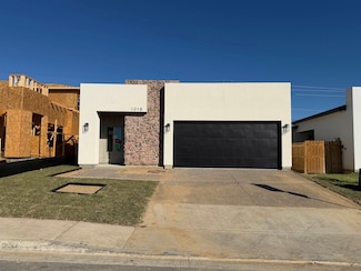 1018 Noyola Loop, Laredo, TX 78046