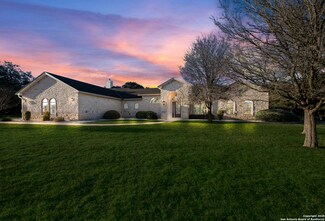 24840 Pecan Creek Ln, San Antonio, TX 78255