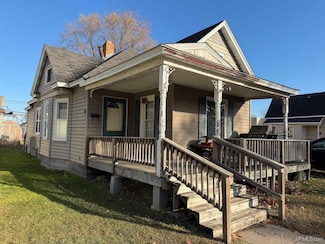 418 1st Ave S, Escanaba, MI 49829