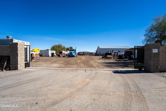 42622 3rd St E, Lancaster, CA 93535