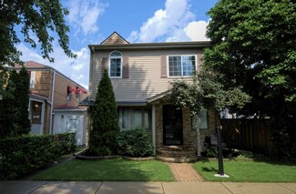 7706 W Summerdale Ave, Chicago, IL 60656