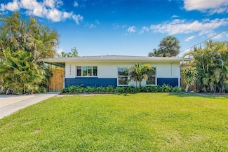 10396 Blossom Lake Dr, Seminole, FL 33772