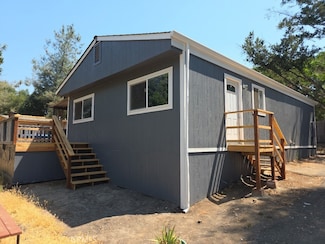 4216 Sunset Ave, Clearlake, CA 95422