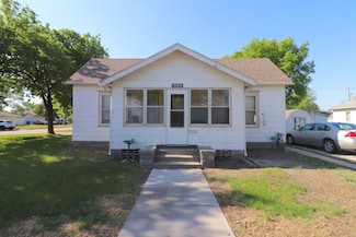 2703 8th St, Columbus, NE 68601
