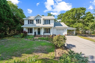 815 La Quinta Ln, Hope Mills, NC 28348