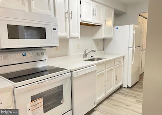 997 Heather Ridge Dr Unit A, Frederick, MD 21702
