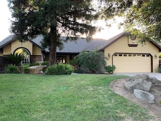 5628 W Walnut Ave, Visalia, CA 93277