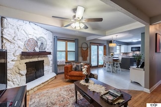 16024 Martha Cir, Omaha, NE 68130
