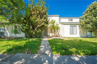 2702 S Shelton St Unit B, Santa Ana, CA 92707